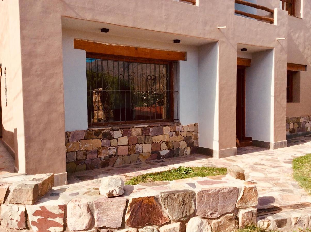 Casa En Tilcara Con Hermosa Vista Al Pucara エクステリア 写真